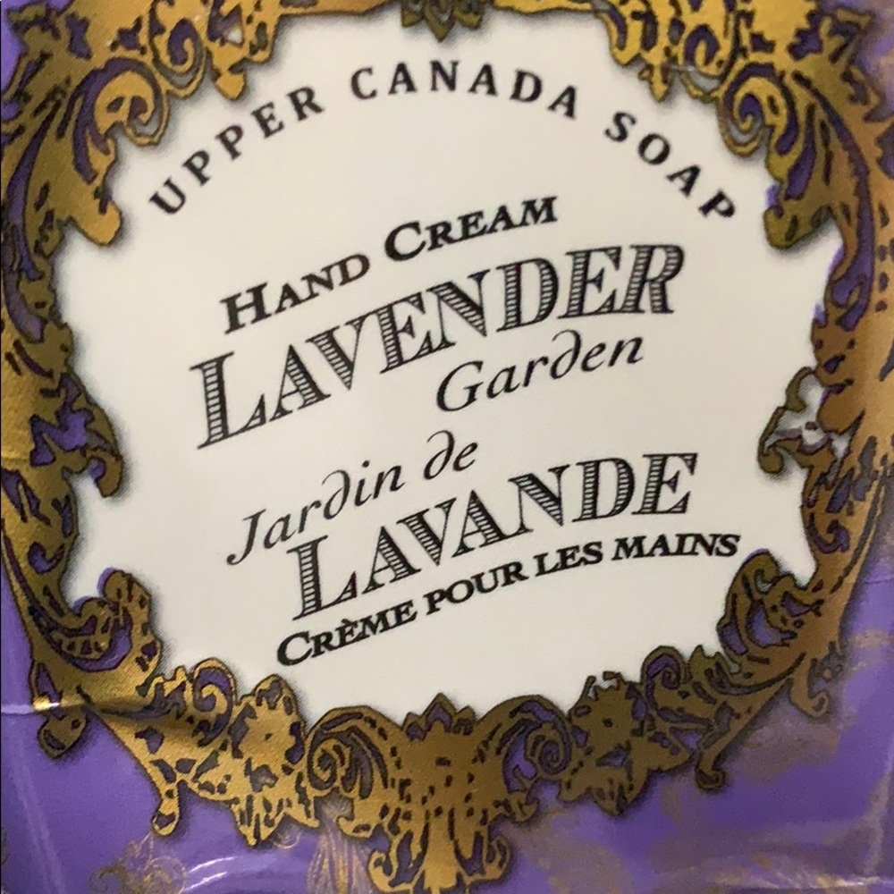 Meet your Posher, Alejandrina